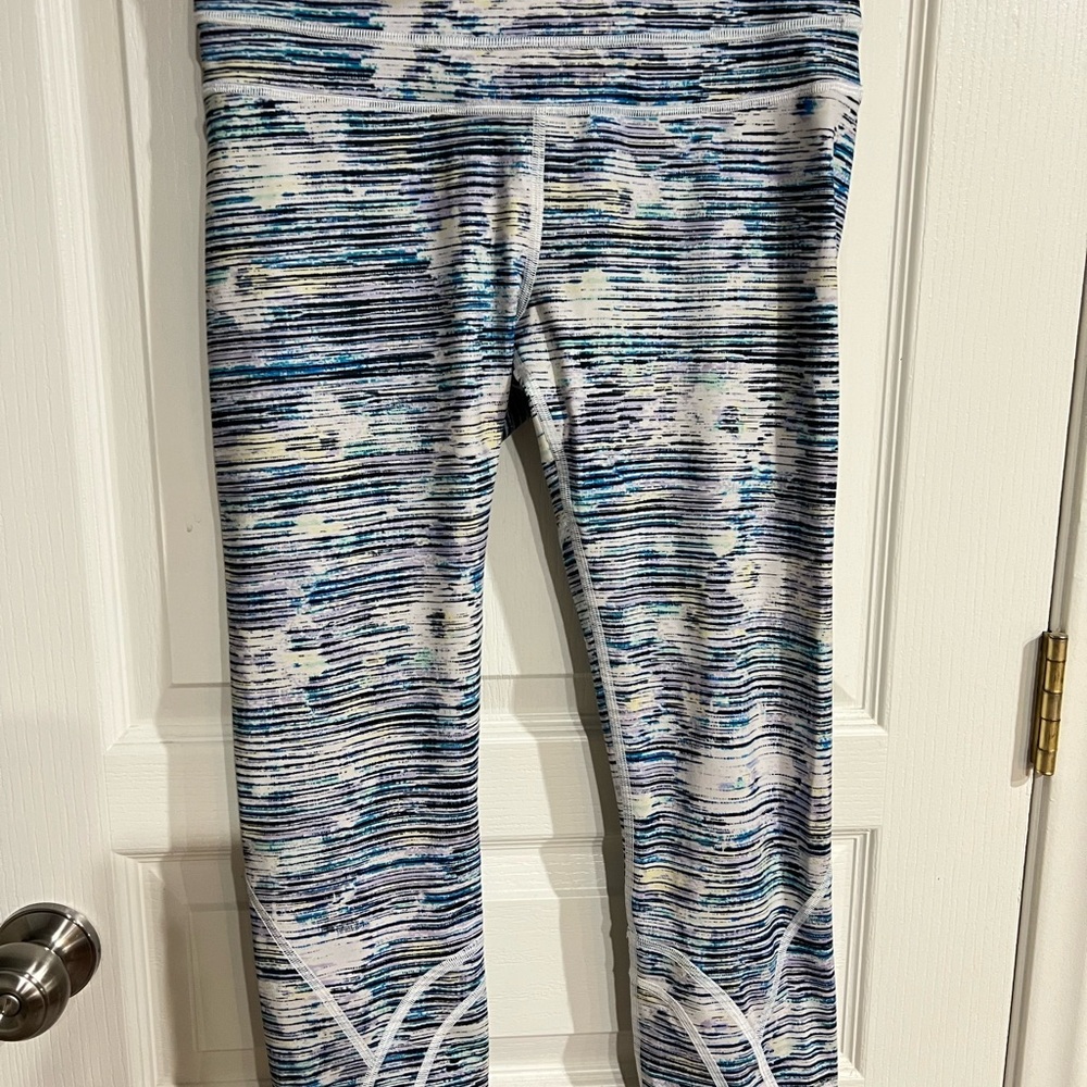 Lululemon Athletica Blue and White Leggings